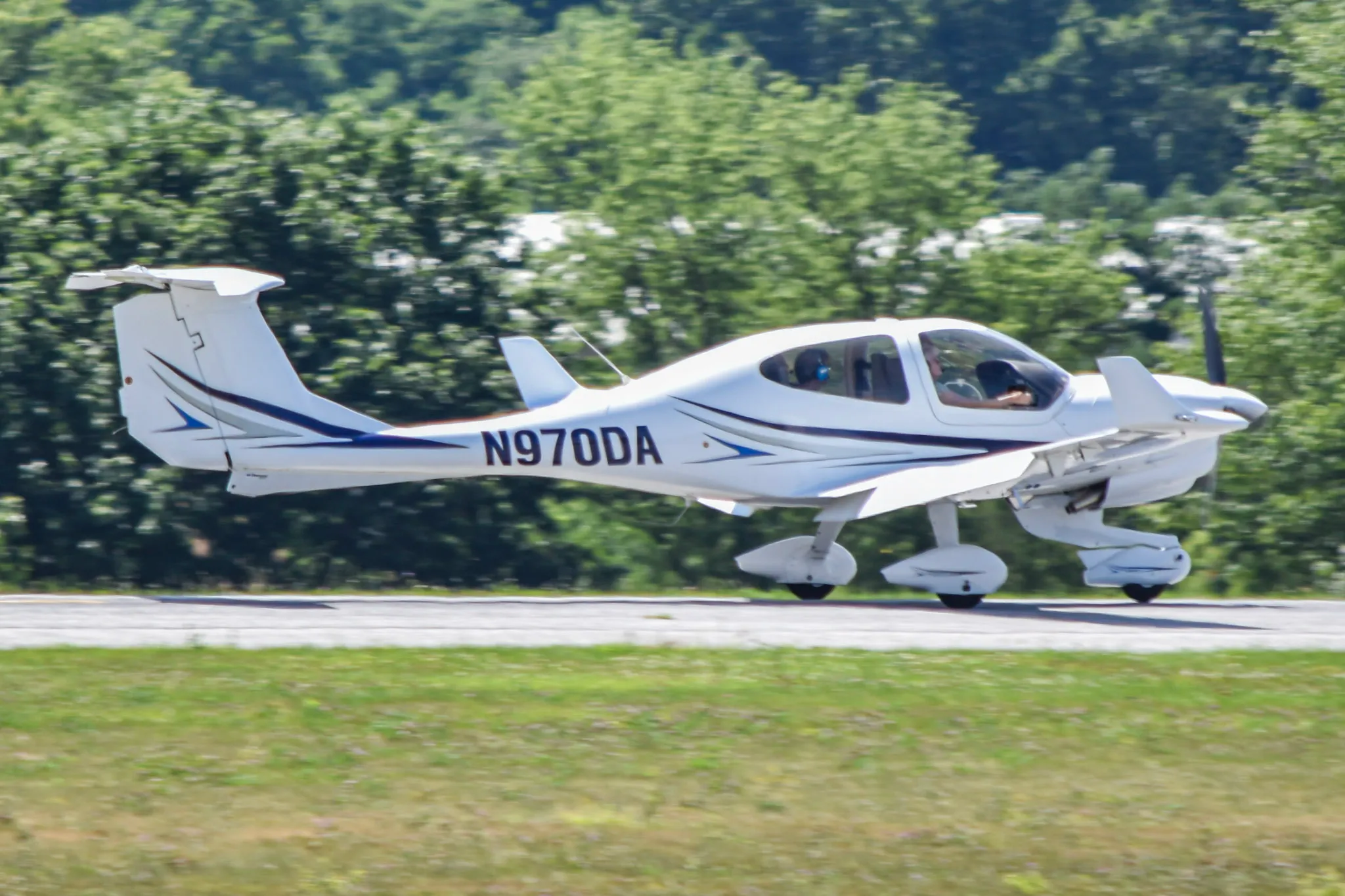 N970DA — Diamond aircraft at KCHS